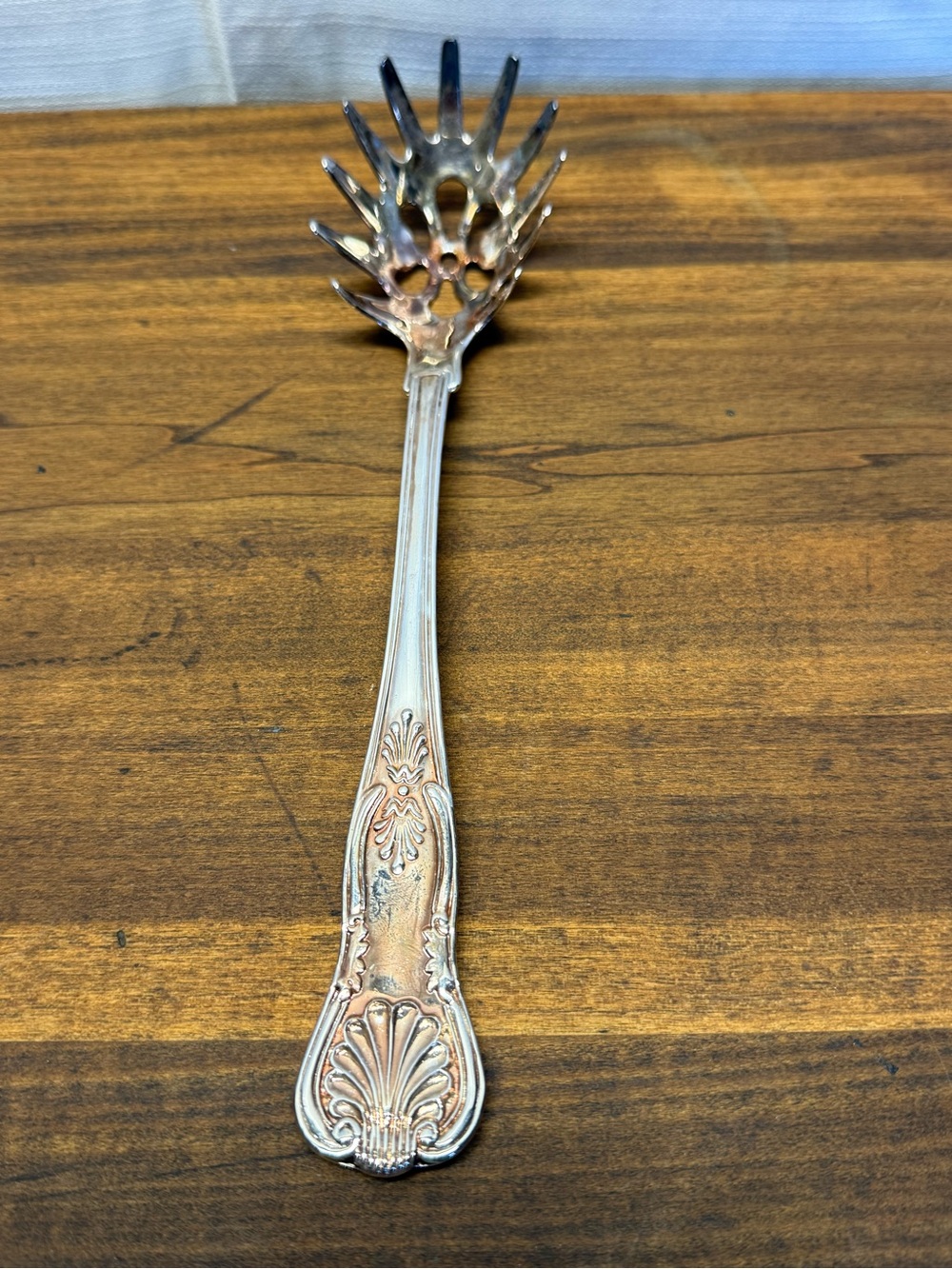 Vintage 11" Silver Plated Pasta Server Shell Scroll Made in Hong Kong